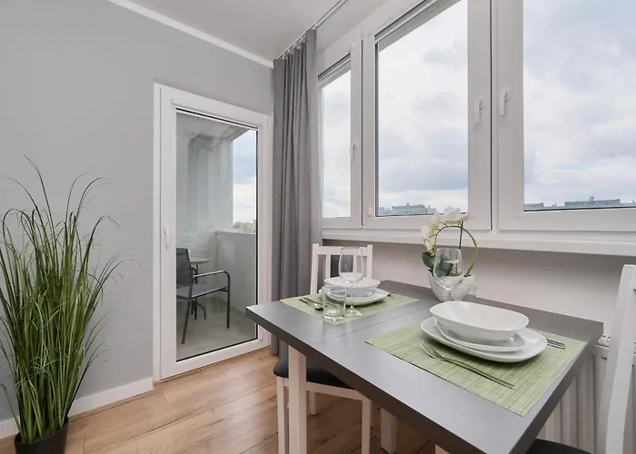 公寓 Studzienna By Renters *